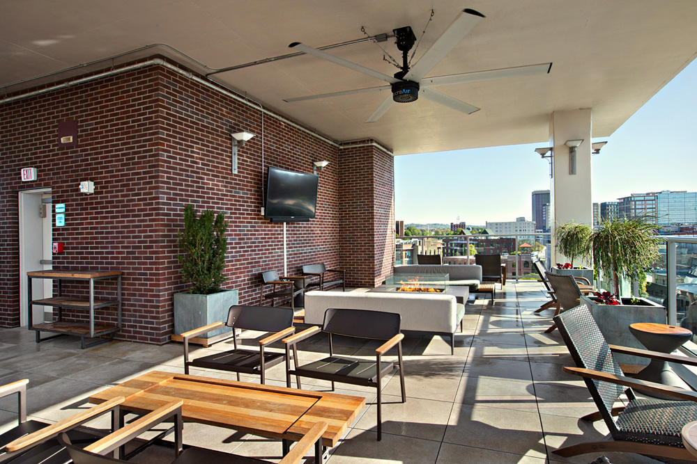 UP on the Roof Photo Gallery Rooftop Restaurant Photos