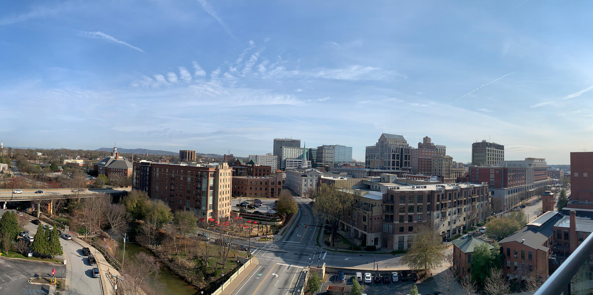 Outdoor Brunch in Downtown Greenville, SC Rooftop Dining