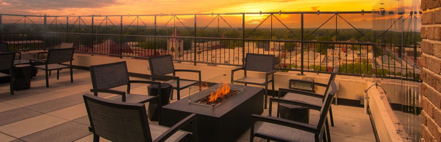 Best-Sunset-Dining-Anderson-qec81d9aee97mycxvt4icdkhnnzbfr0fwe4yaegf3w-1